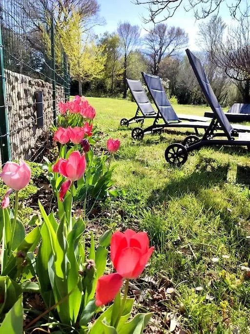 Vila Ancien Moulin Drome Provencale Montbrison-sur-Lez Francie